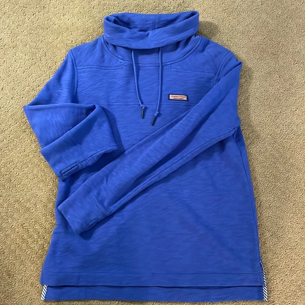 🌺Vineyard vines NWT cowlneck sweatshirt. Size small. - Picture 1 of 4
